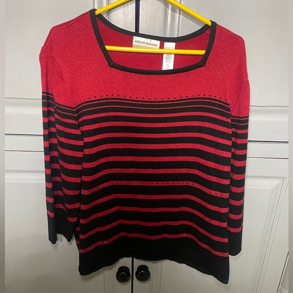 Alfred Dunner Black Red Striped Pullover Knit Sweater Women's Size 1X - Picture 2 of 6